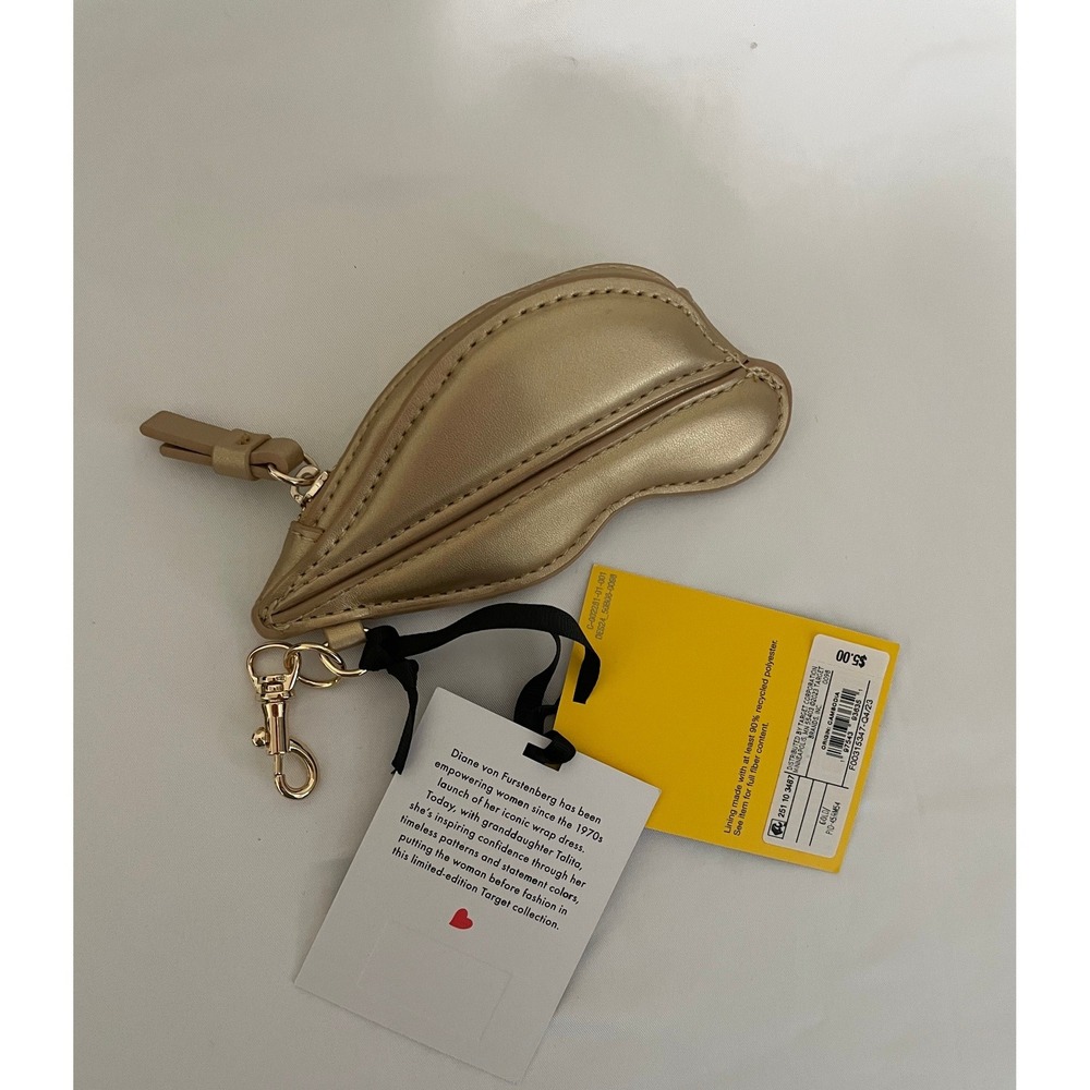 Diane von Furstenberg for Target Gold Lip Coin Purse Bag Charm NWT Ltd Ed. #633 - Picture 2 of 3